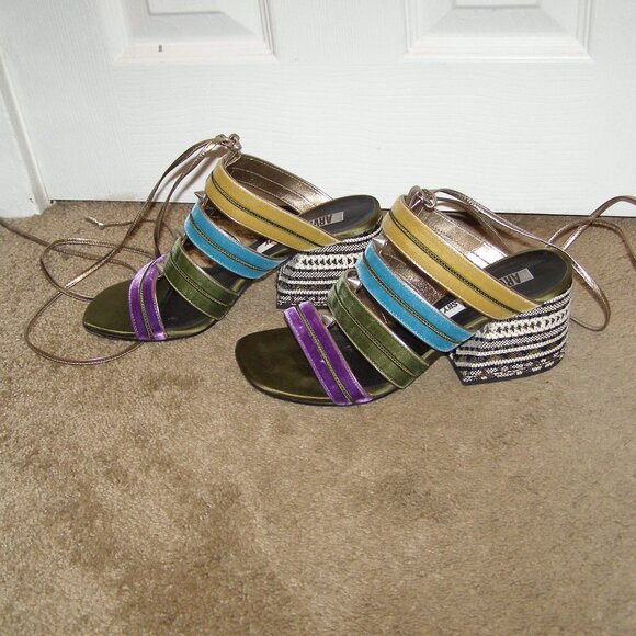 size 39 Arvid Yuki Shy Colorful Jewel Tones Velvet and Leather Block Heel Sandal - Picture 7 of 16